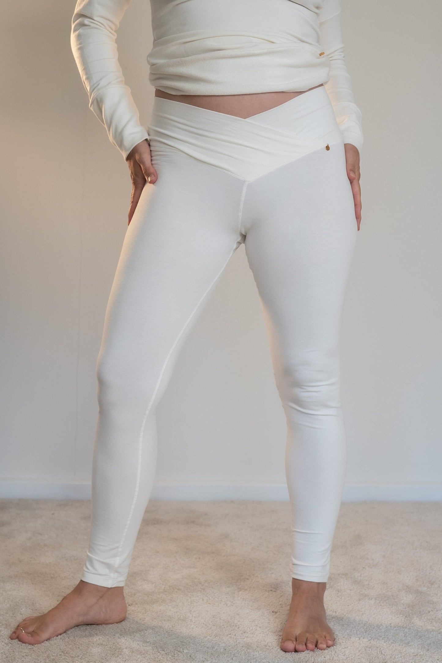 Lotus Leggings White - Bamboo image 1