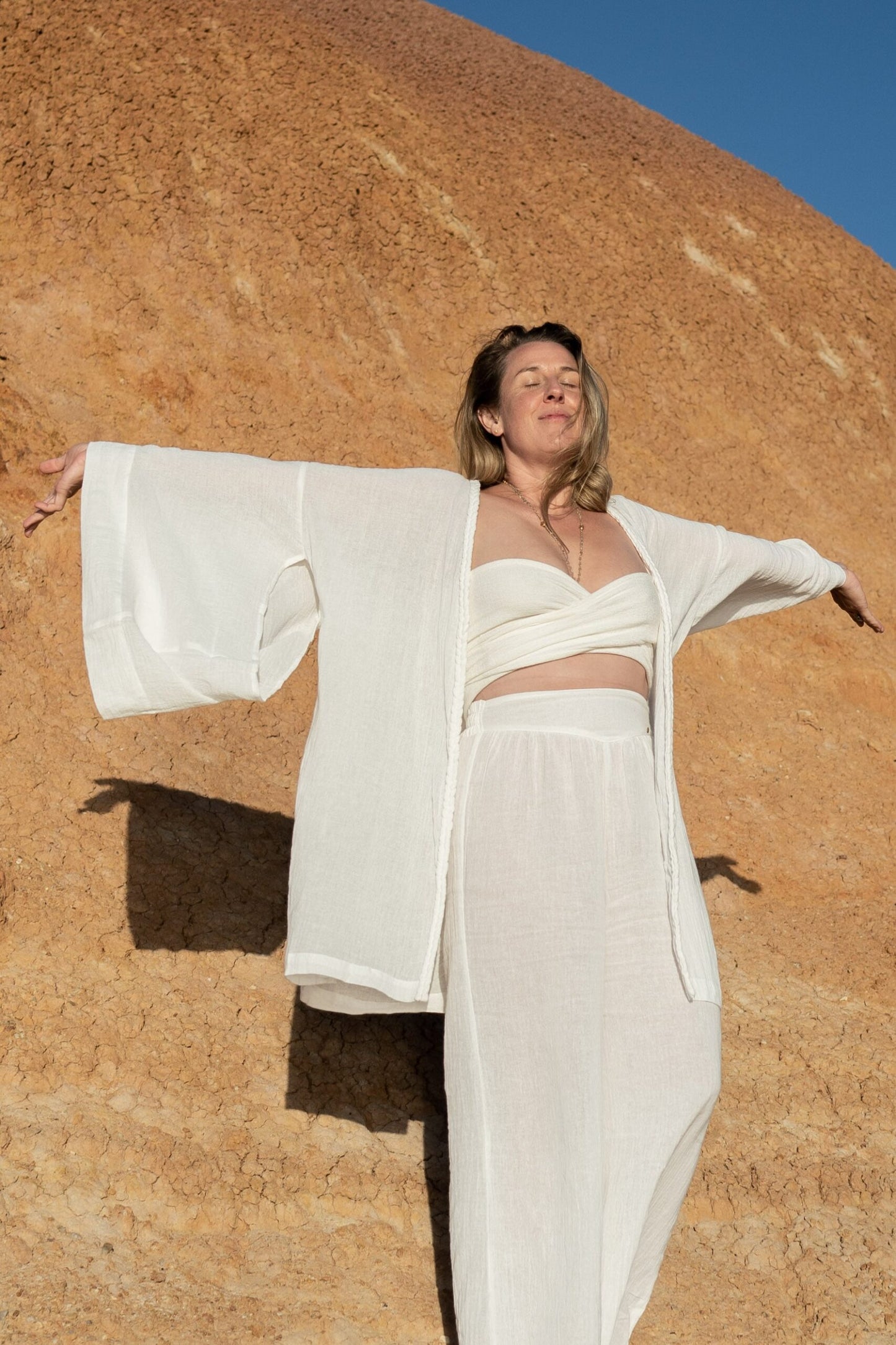 Tayu Kimono White - Nettle Fibre image 5