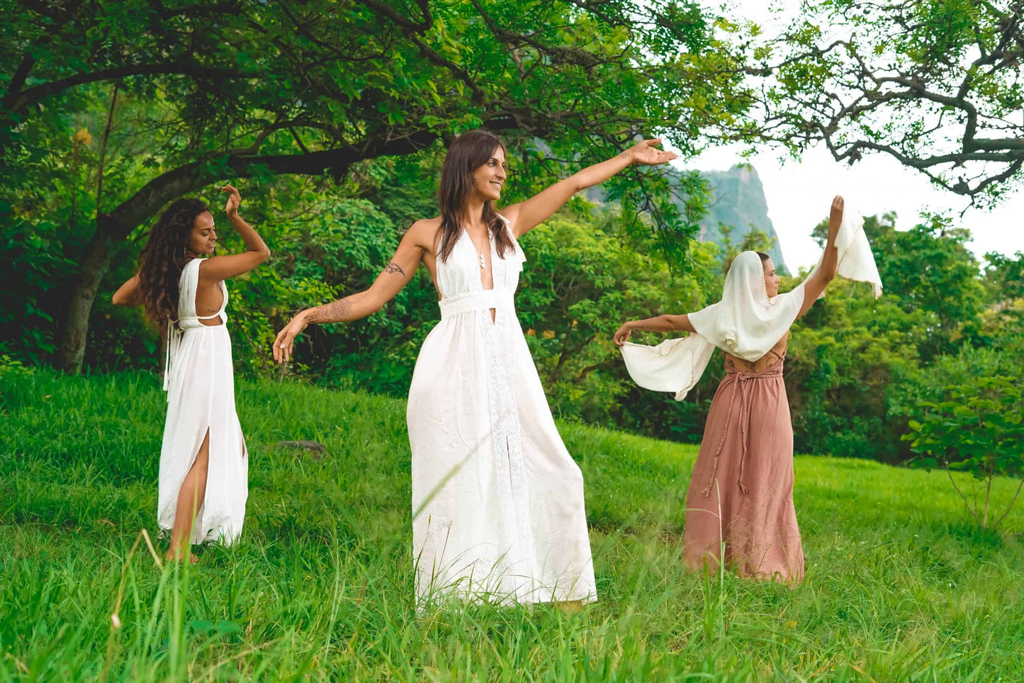 Venusian Rose Dress – Rosepetal Lace image 8