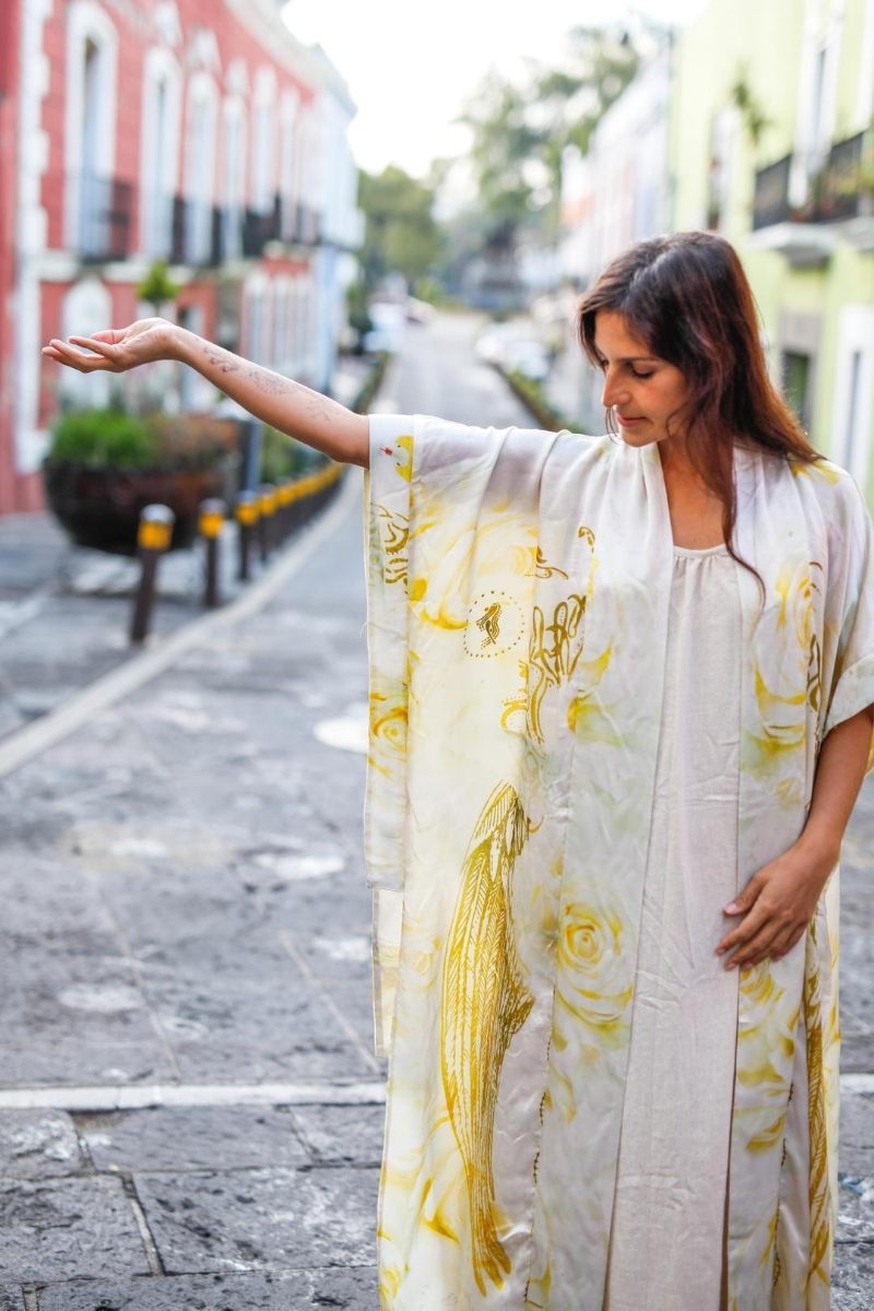 PRE ORDER – Magic White Rose Silk Kimono image 2