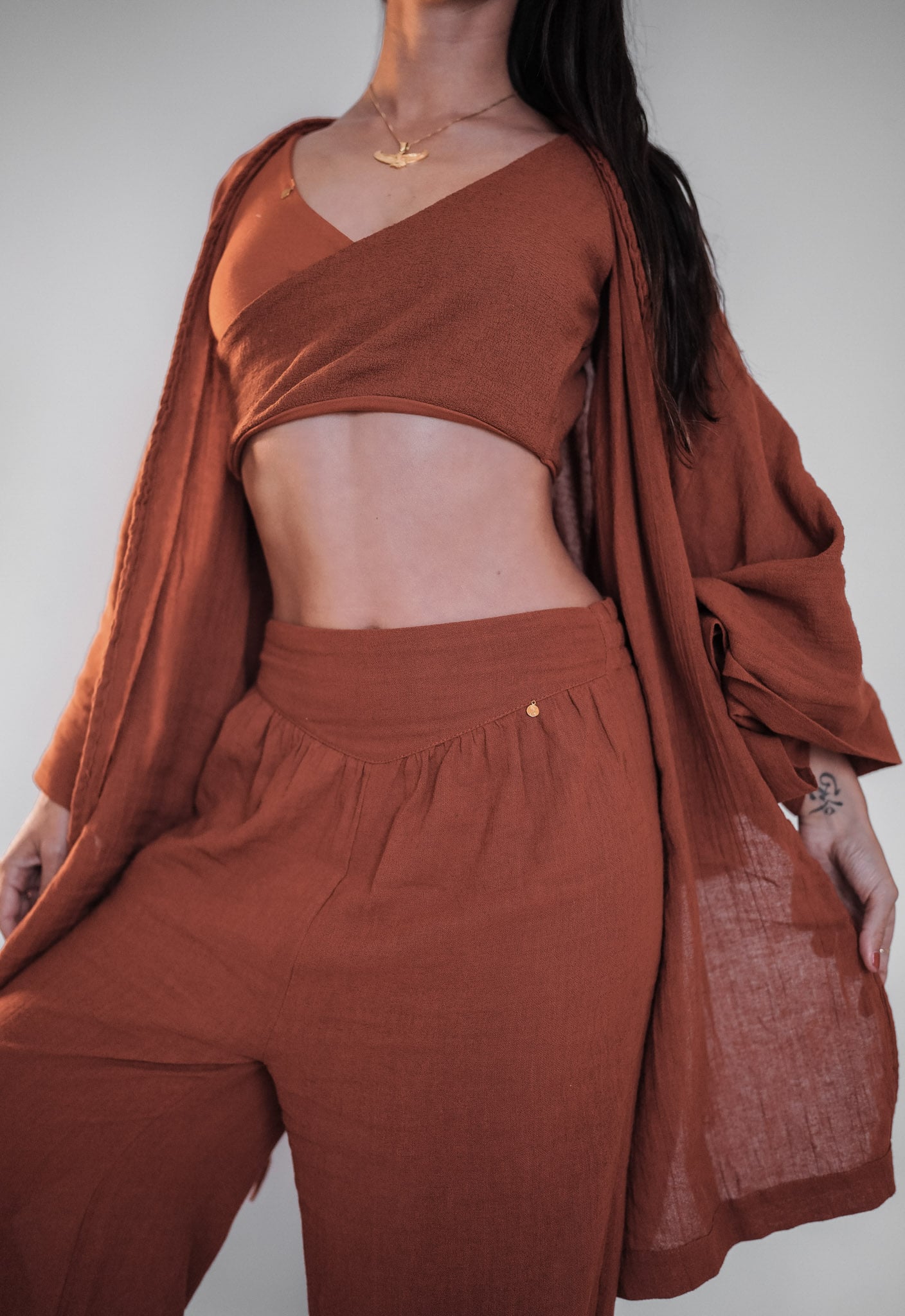 Lotus Yoga Top Terracotta – Nettle Fibre image 4