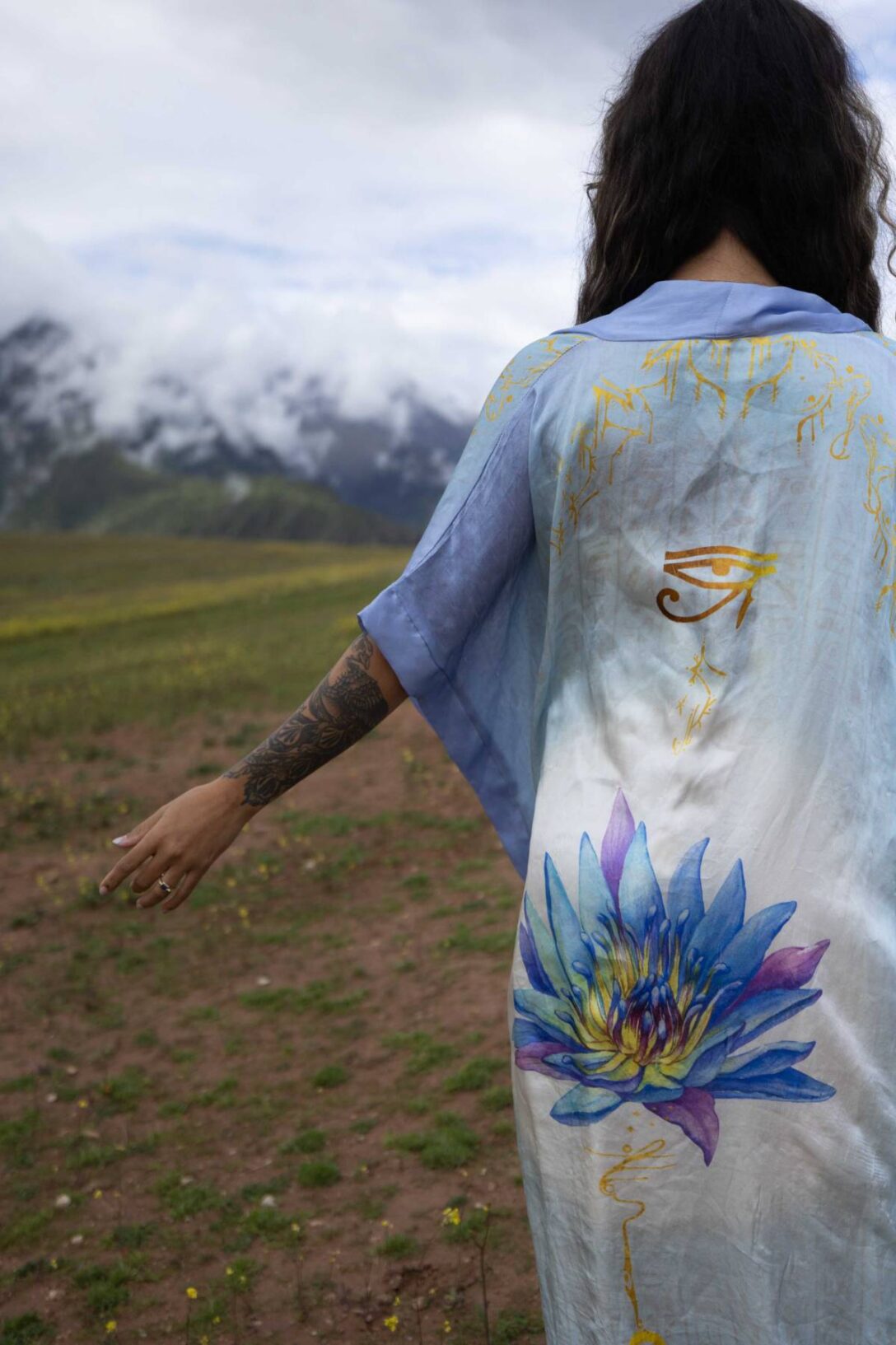 PRE ORDER – Blue Lotus Priestess - Silk Kimono - Image 7